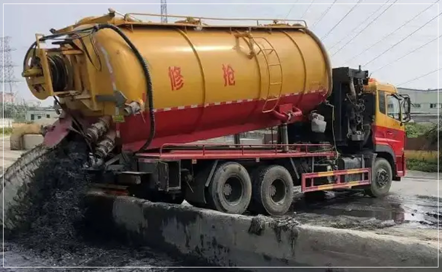 科左后旗沉淀池清理案例